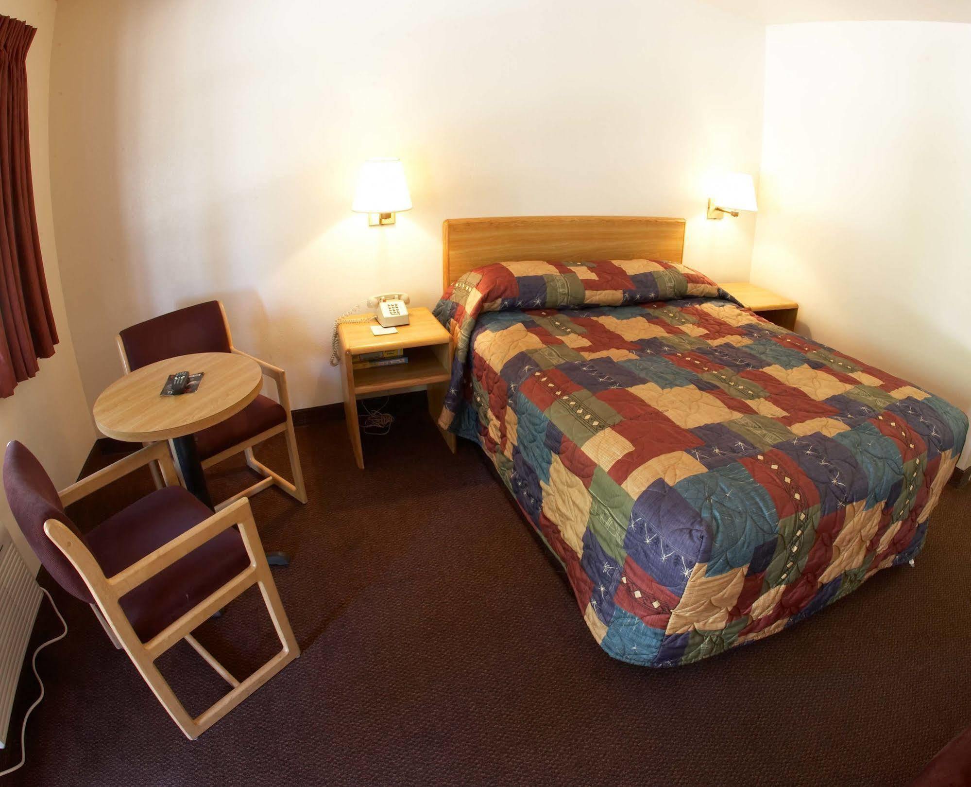 Premier Inns Thousand Oaks Eksteriør bilde